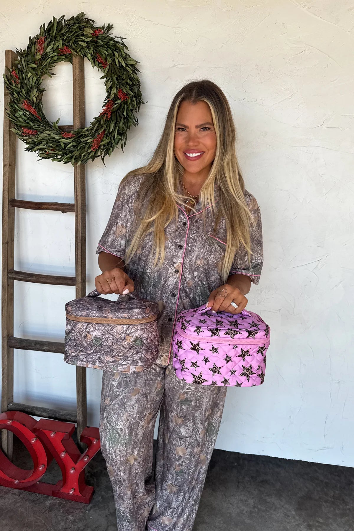 PREORDER- QUILTED PUFFER MAKEUP BAG