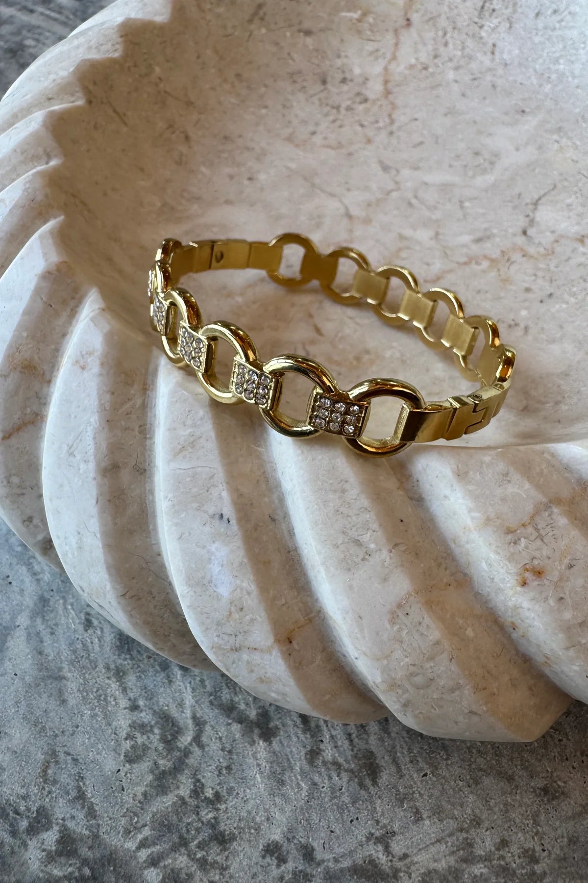POWER CHAIN BANGLE